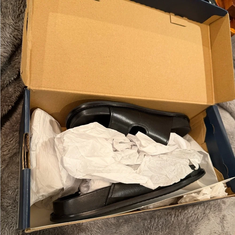 NWT Cole Haan Black Marisol Footbed Womens Sandals